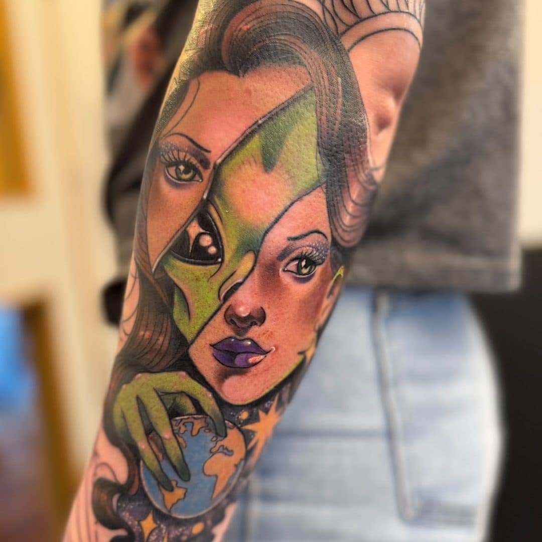 Neo traditional-tatuering av Julia Landehag, Zoi Tattoo House Malmö