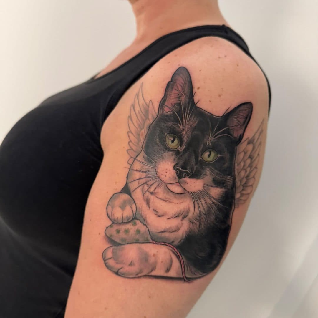 Neo traditional-motiv tatuerat av Julia Landehag, Zoi Tattoo House Malmö